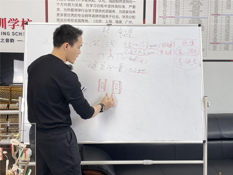 微(wēi)信圖片_20220417101231_副本.jpg